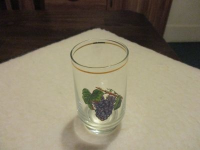 Sklenička hroznové víno 1 dl