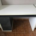 Psací stůl