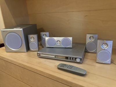 Daruji za odvoz: rádio Philips LX3600D