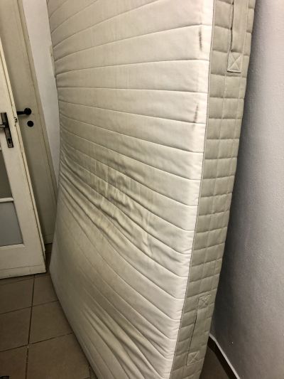 Pružinová matrace IKEA Hafslo 140x200cm