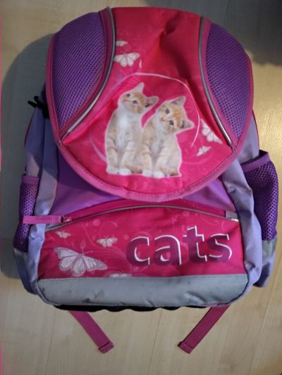 DARUJI batůžek s kočičkami