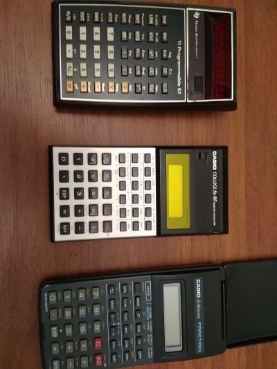 3 staré kalkulačky