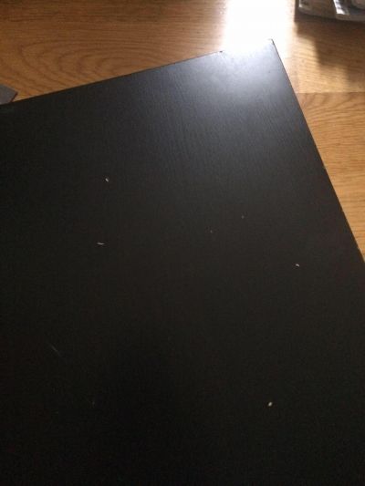 Černý stolek IKEA