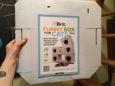 Daruji kočičí krabice od Brit