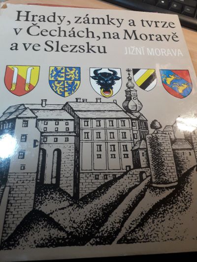 Hrady, zámky a tvrze v Čechách, na Moravě a ve Slezsku I – J