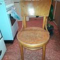 Daruji klasické dřevěné židle