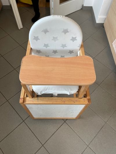 Dětská židle a stolek