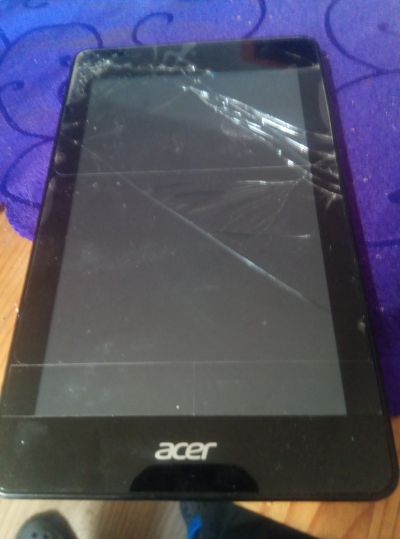 Tablet Acer nutné vyměnit displej