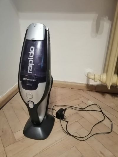 electrolux rapido vysavač