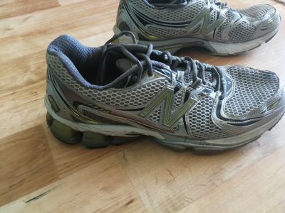 Běžecké boty New Balance 1226