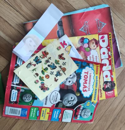 Dětské časopisy, samolepky krteček, poznámkový blok