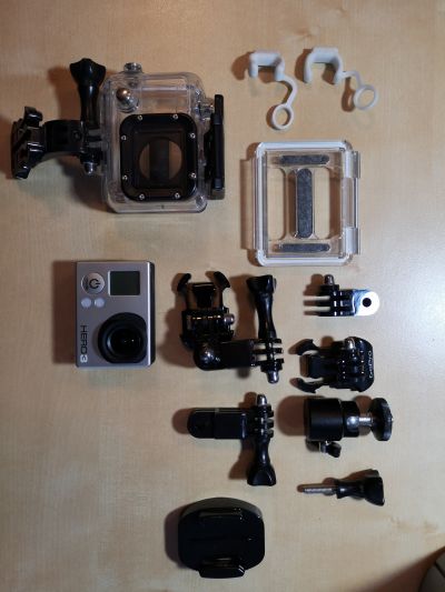 GoPro Hero 3 white (+ příslušenství)