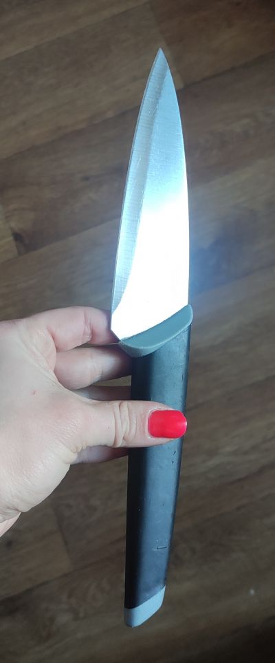 Středně velký nůž Tescoma