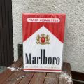 Svetelna reklama Marlboro
