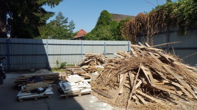 DŘEVO ZA ODVOZ BRNO