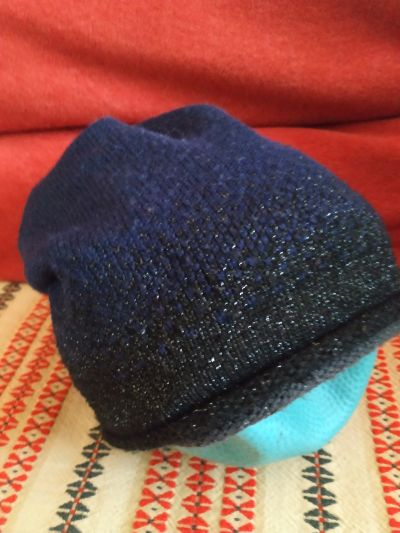 Modro černá teplá dvojitá dámská čepice