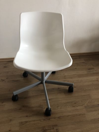 Kolečková  židle Ikea