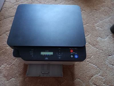 Barevná laserová tiskárna Samsung CLX-3305