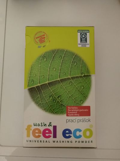 Prášek Feel Eco - odhadem 1/2 krabice