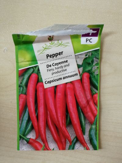 semínka Cayenne Pepper - polovina balení