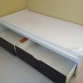 Postel IKEA (bez matrace) (2x)