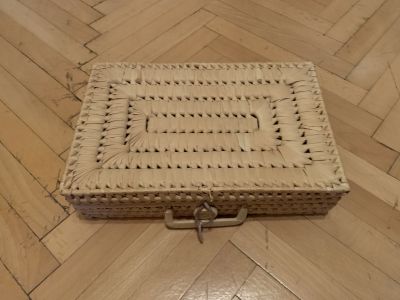 Dekorativní ratanová krabička
