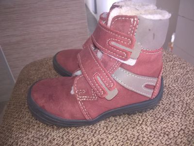 Zimní dívčí boty vel 22