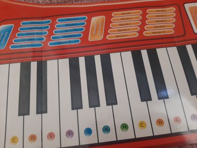 Piano k mluvici tuzce Albi