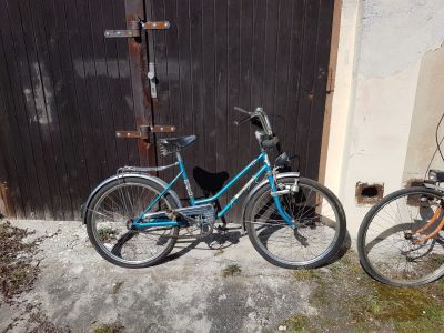 2 stará kola (bicykly)