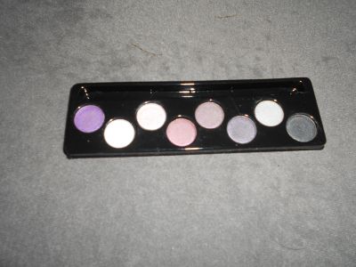 Oční stíny bez krabičky