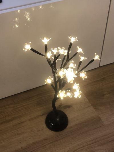 Světýlkový strom na baterky