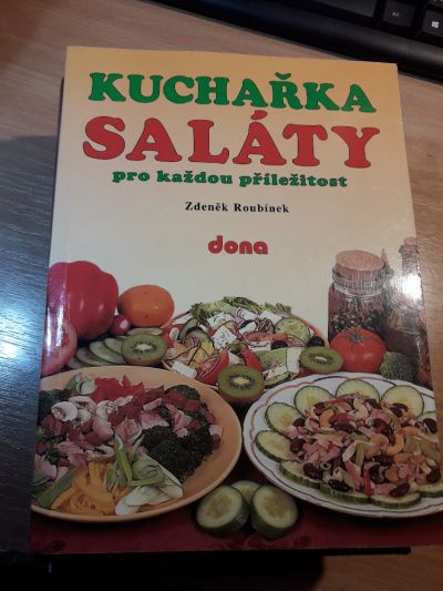 kucharka salaty