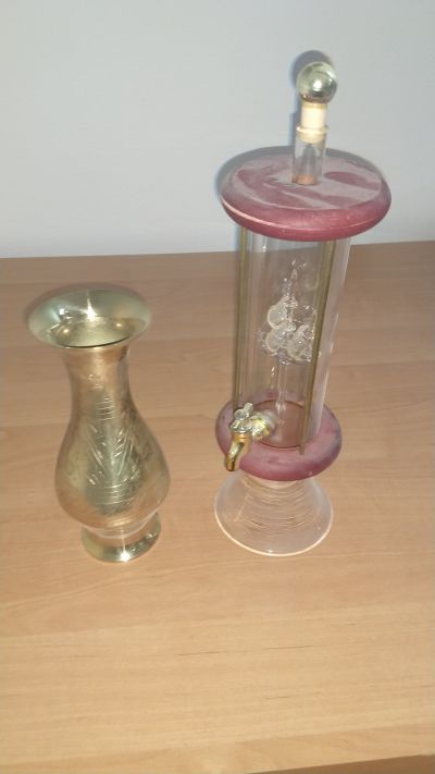 Váza a nádoba na alkohol