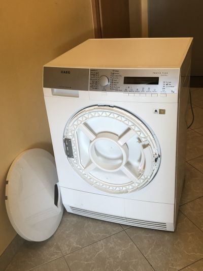 Sušička prádla AEG - momentálně nefunkční