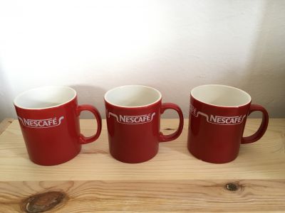 3 hrnky Nescafe