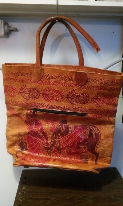 Indická taška - barvená kůže