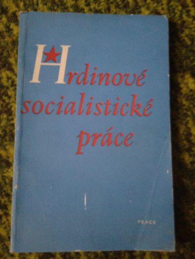Kniha Hrdinové socialistické práce