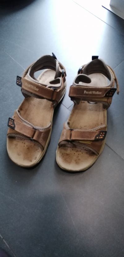 Kožené sandály vel 40