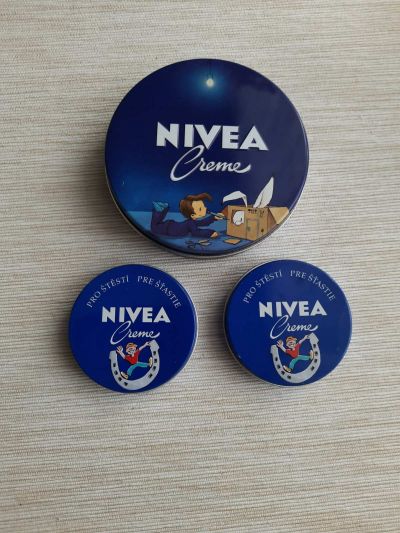 Plechové dózy Nivea