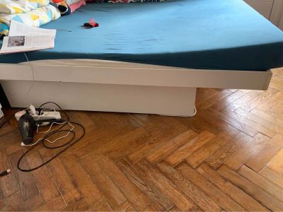 manželská postel s úložním prostorem (bez matrace)