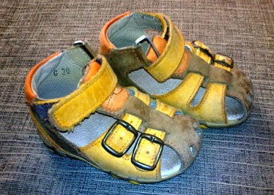 kožené sandálky
