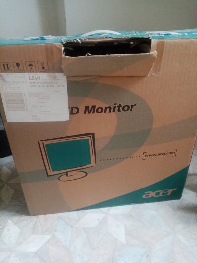 17 LCD monitor