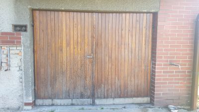 Dřevěné vrata