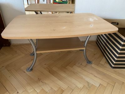 Konferenční stolek