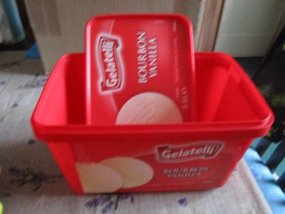 Krabice od zmrzliny červená