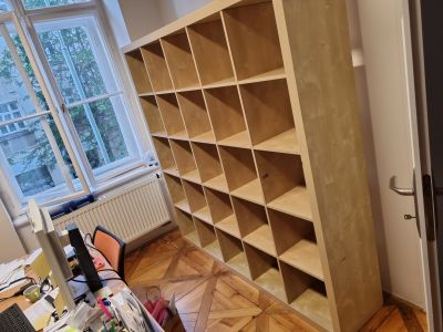 Regál š. 185, v. 184 hl. 39