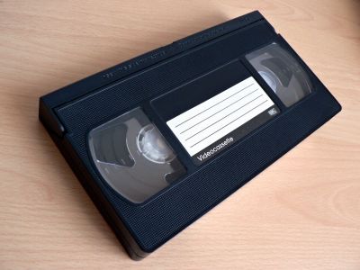 STARÉ VIDEOKAZETY VHS