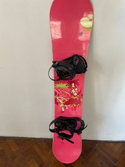 Damsky snowboard 147cm