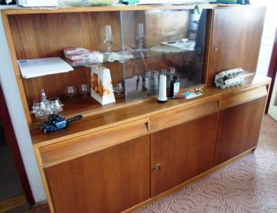 Prosklená skříňka