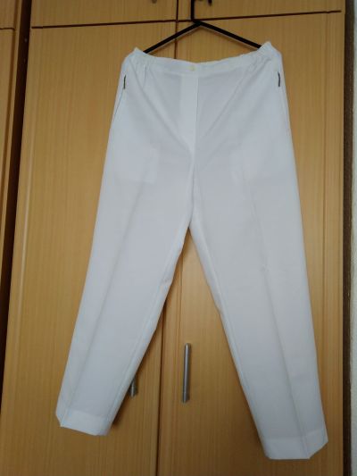 bílé dámské kalhoty vel. 23